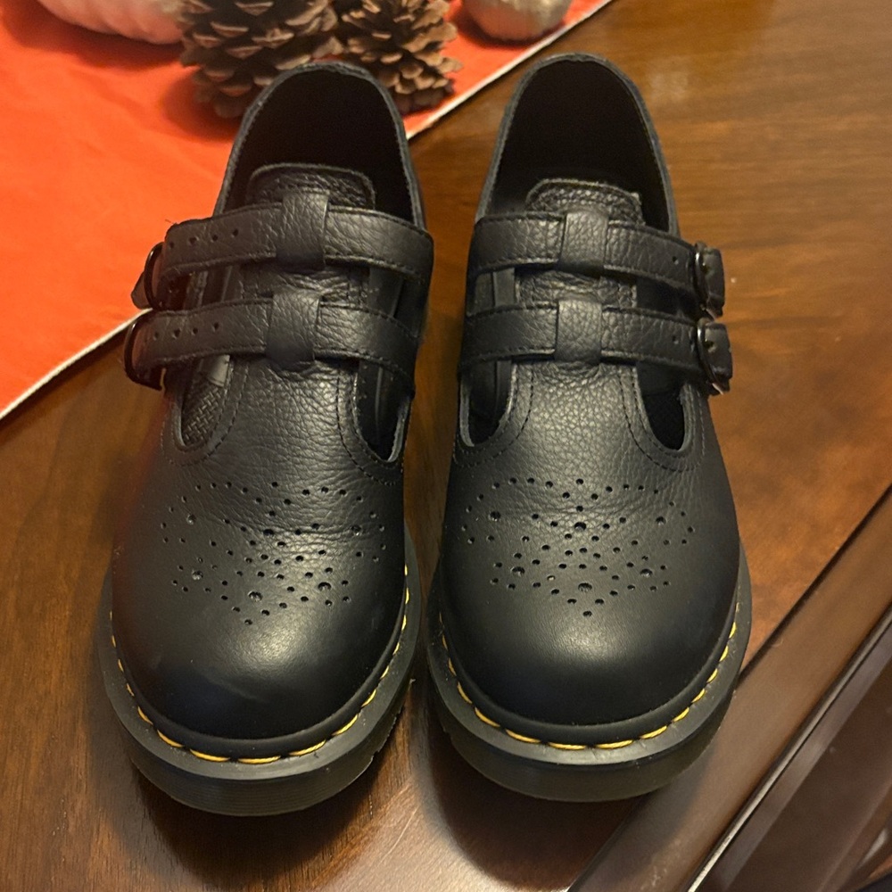 Dr. Martens Black Mary Jane’s